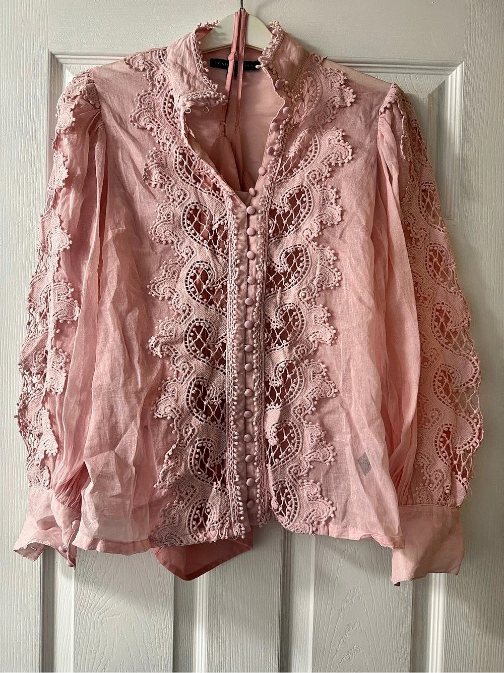 Boston Proper Lace Blouse in Pink Size Small Like New